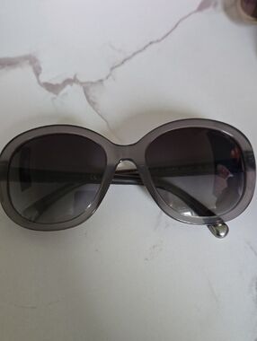 CHANEL Sunglasses Authentic Excellent Condition 5328
